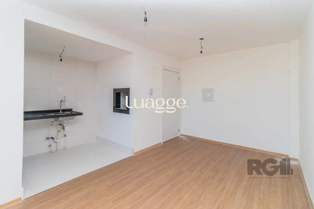 Apartamento à venda com 3 quartos, 71m² - Foto 1