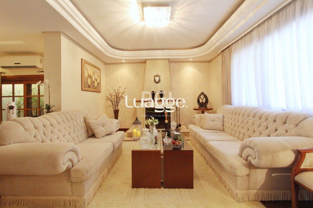 Casa à venda com 3 quartos, 252m² - Foto 3