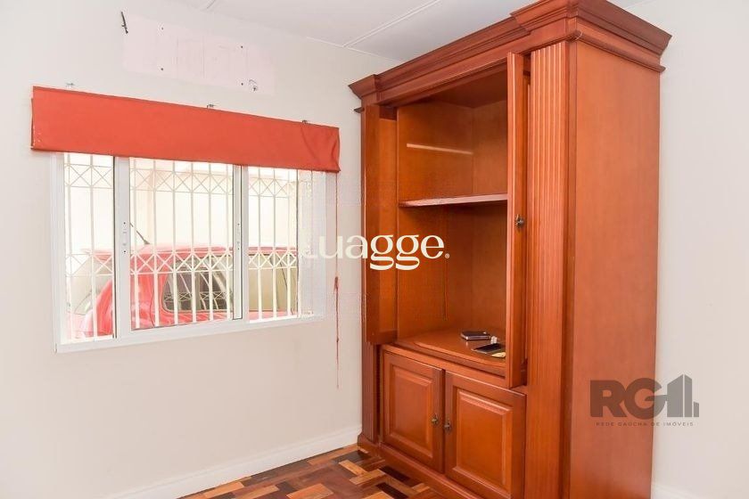 Casa à venda com 5 quartos, 199m² - Foto 9