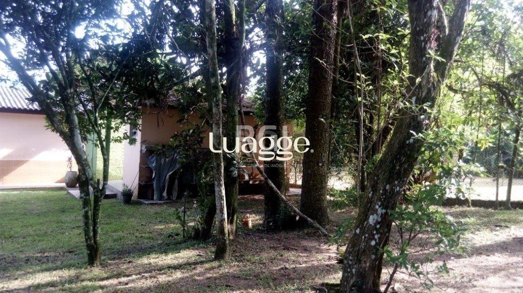 Sítio à venda com 3 quartos, 101m² - Foto 25