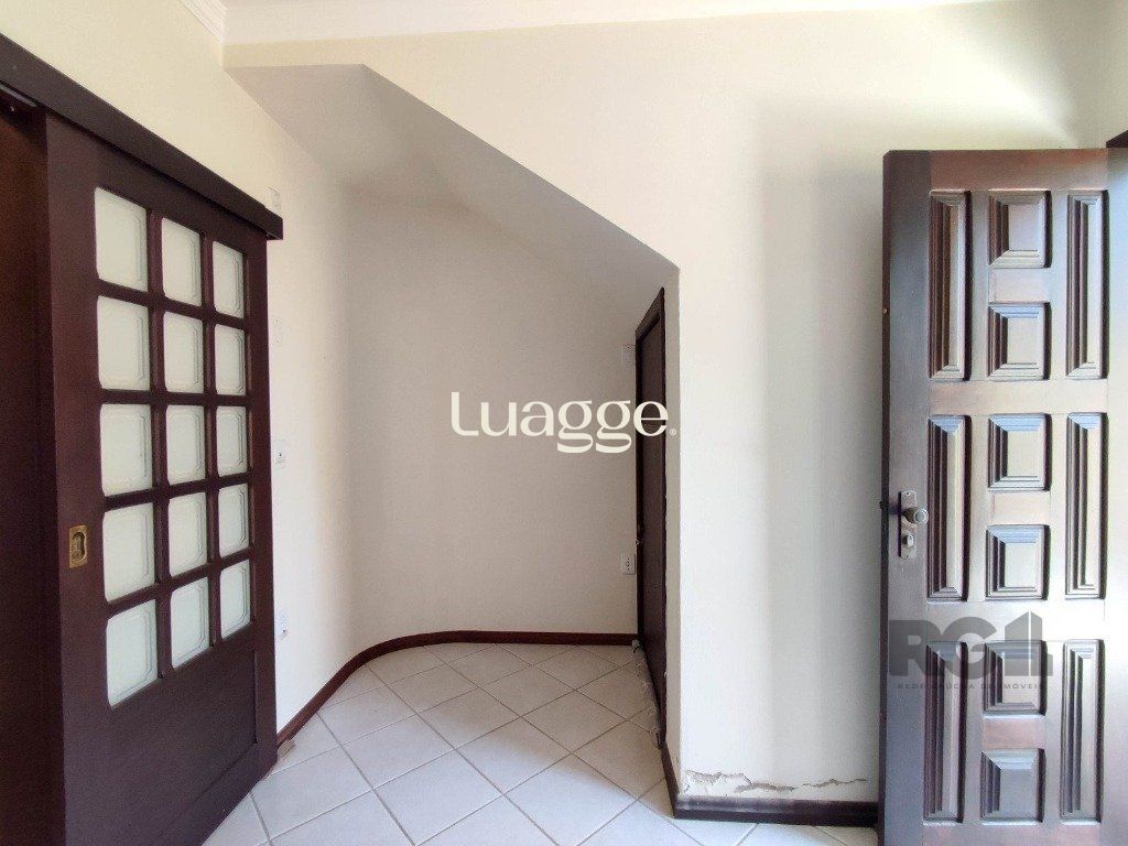 Casa à venda com 4 quartos, 232m² - Foto 8