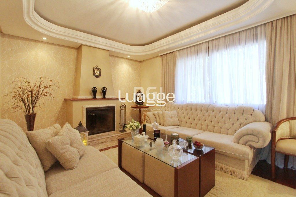 Casa à venda com 3 quartos, 252m² - Foto 4