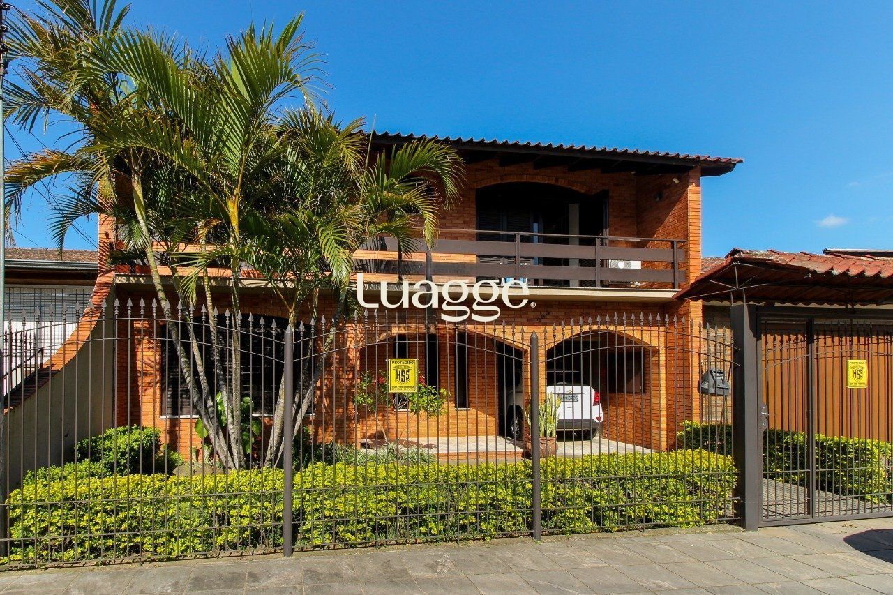 Casa à venda com 6 quartos, 406m² - Foto 1