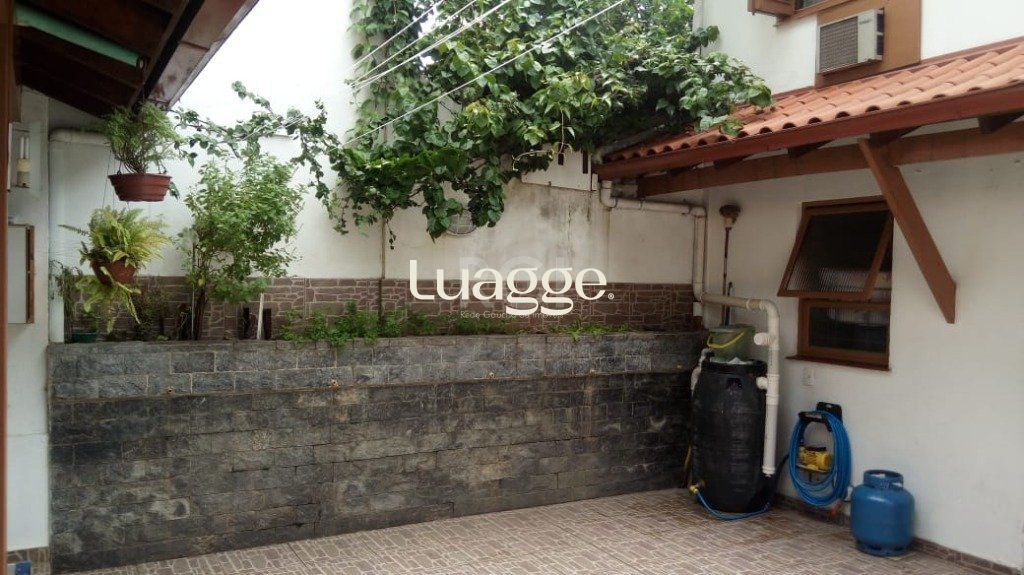 Casa à venda com 3 quartos, 240m² - Foto 54