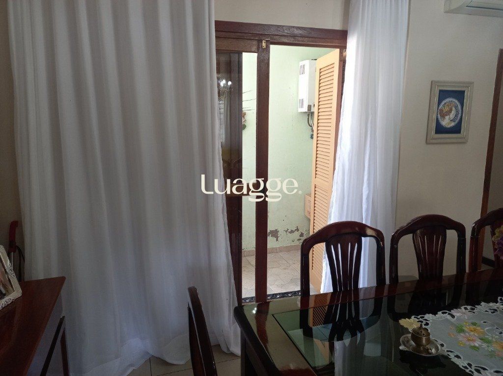 Casa à venda com 3 quartos, 161m² - Foto 9