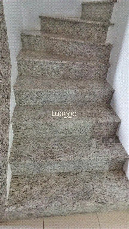 Casa à venda com 3 quartos, 239m² - Foto 8