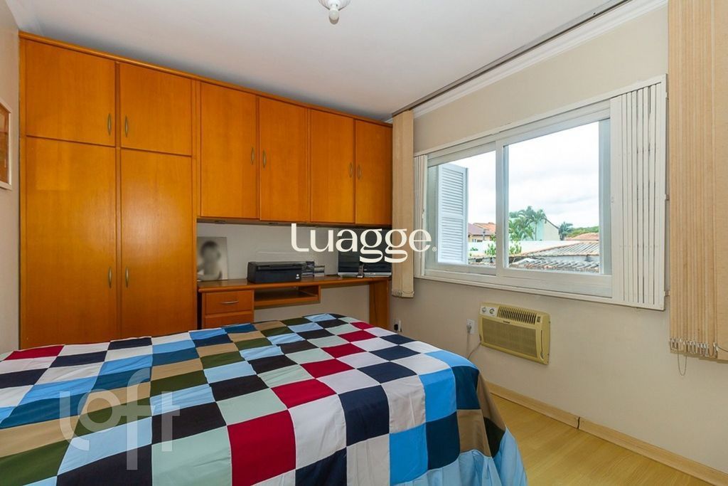 Casa à venda com 4 quartos, 247m² - Foto 17