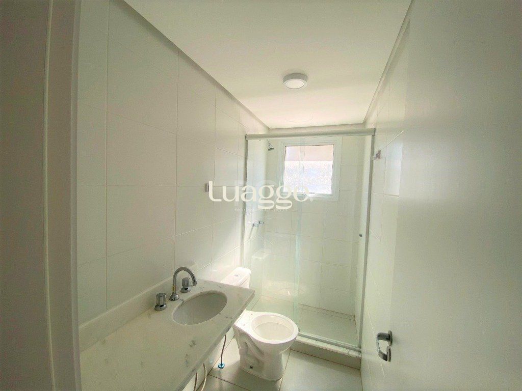 Apartamento à venda com 2 quartos, 68m² - Foto 7