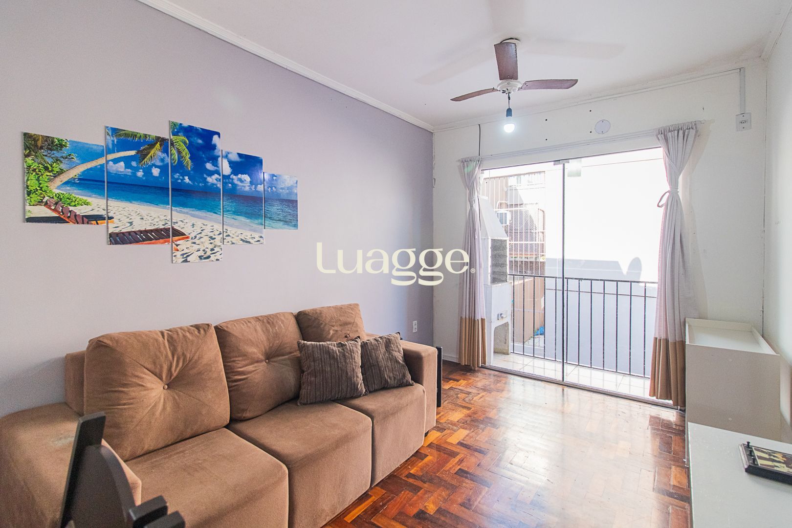 Apartamento à venda com 2 quartos, 70m² - Foto 1