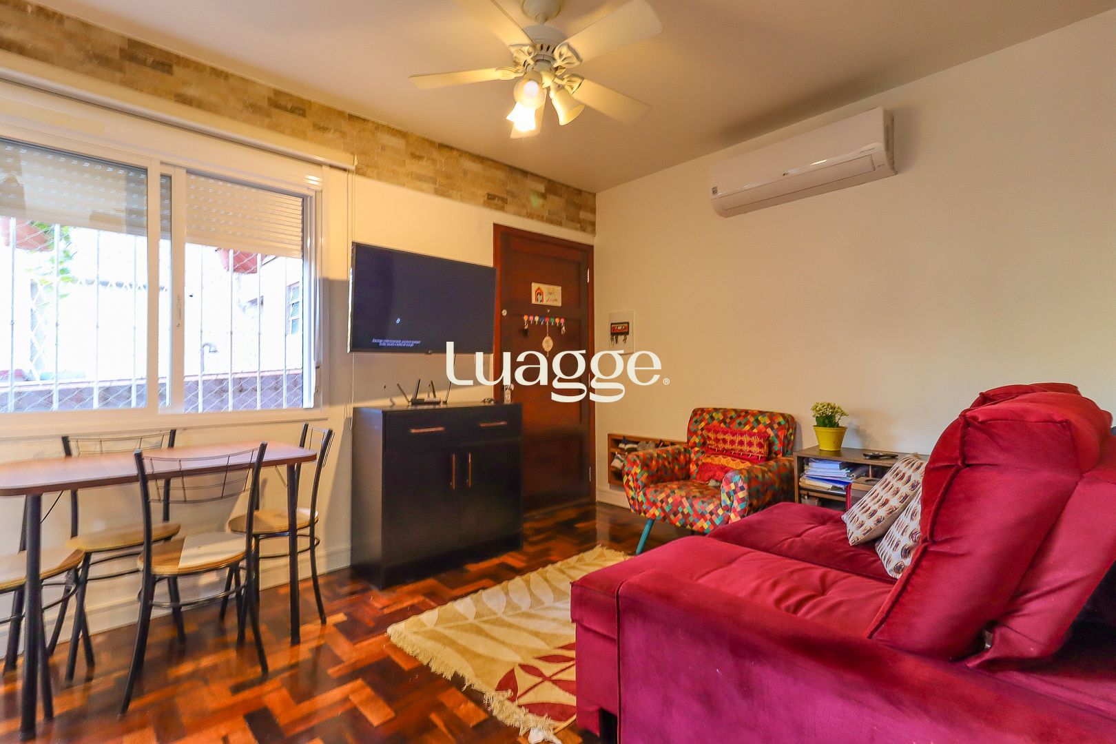 Apartamento à venda com 3 quartos, 70m² - Foto 2