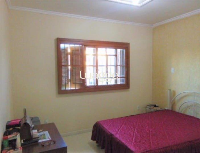 Casa à venda com 3 quartos, 167m² - Foto 4