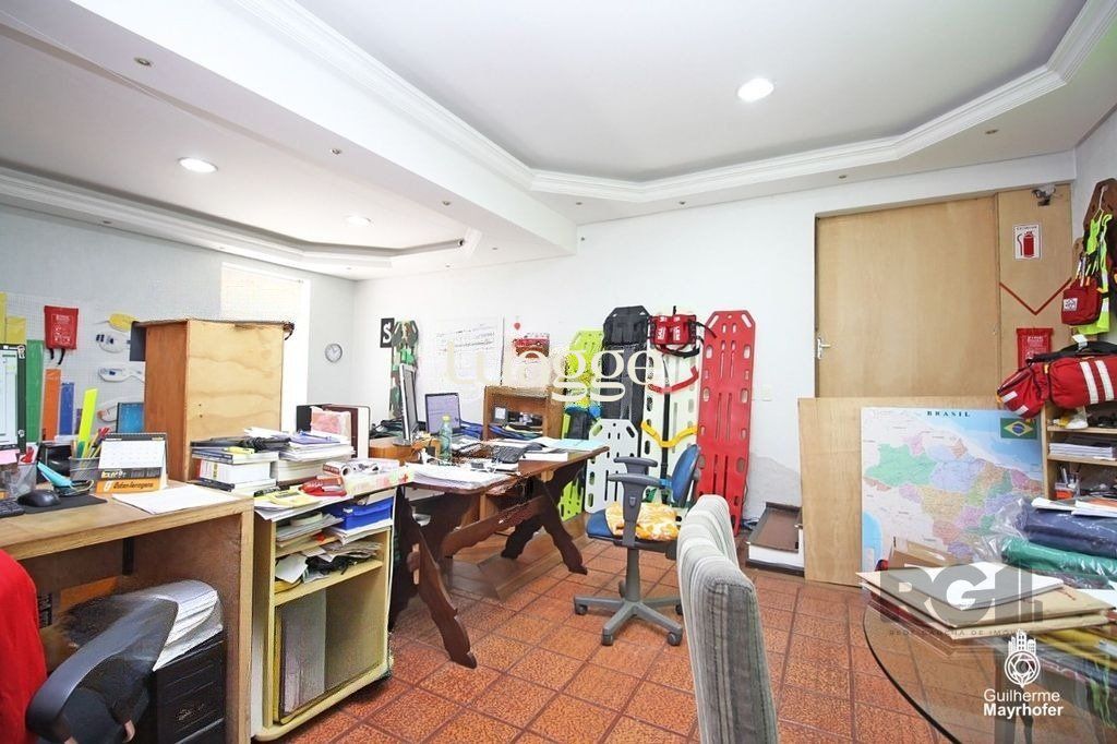 Casa à venda com 3 quartos, 256m² - Foto 7
