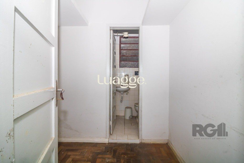 Casa à venda com 5 quartos, 117m² - Foto 36