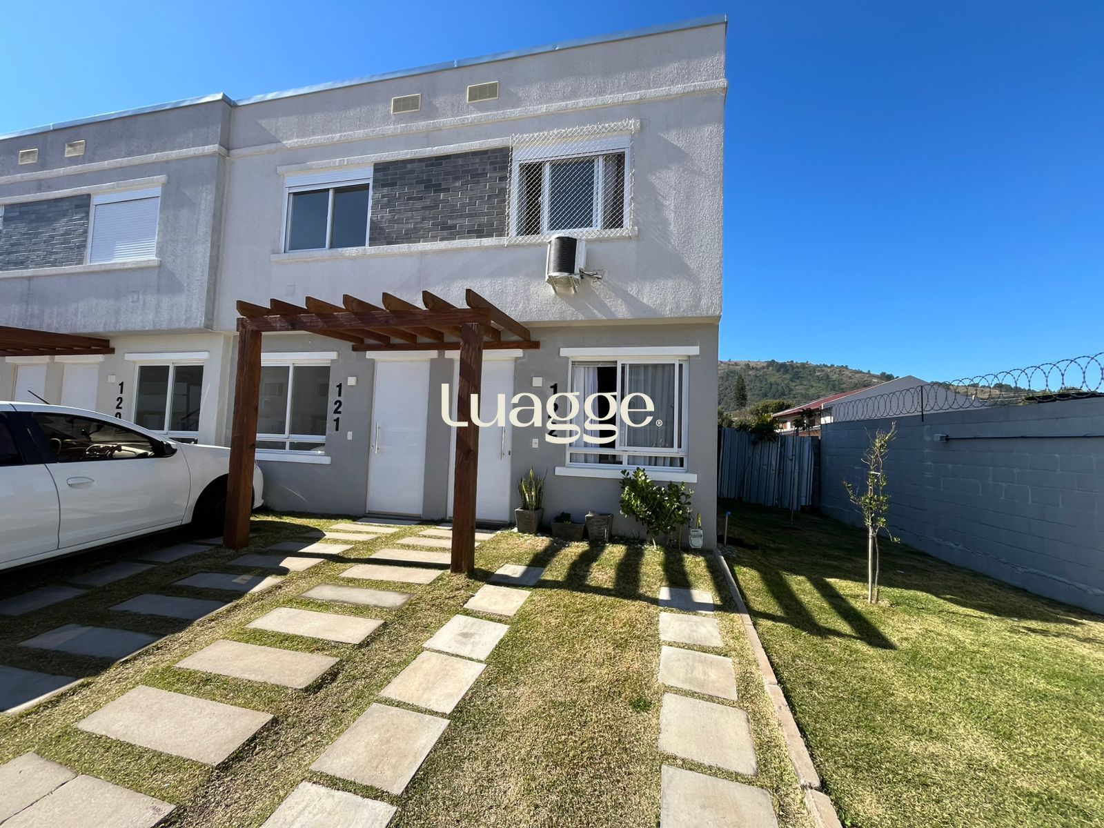 Casa de Condomínio à venda com 2 quartos, 88m² - Foto 1