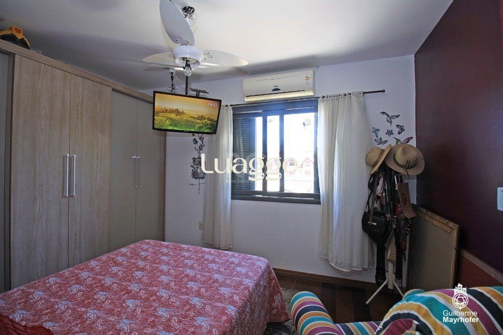 Casa à venda com 3 quartos, 227m² - Foto 18