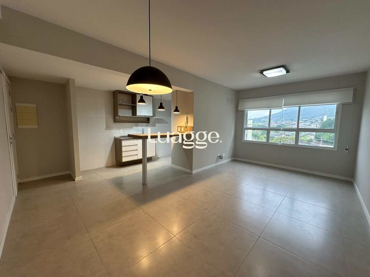 Apartamento de 03 dormitorios e suite , infraestrtura de clube no Jardim Carvalho em Porto Alegre