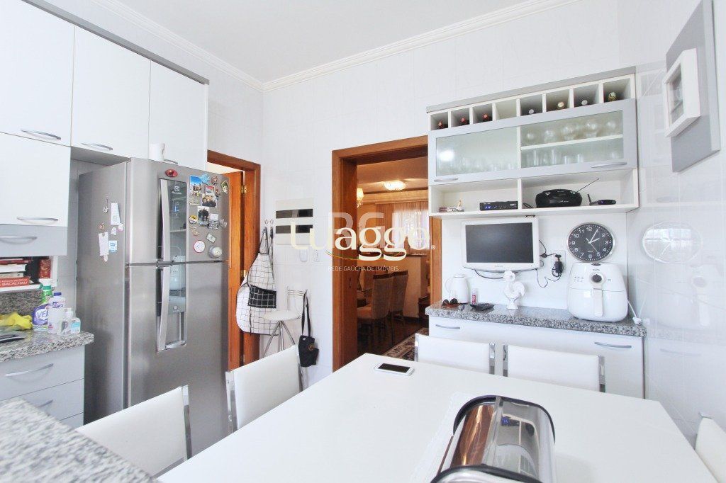 Casa à venda com 3 quartos, 252m² - Foto 10