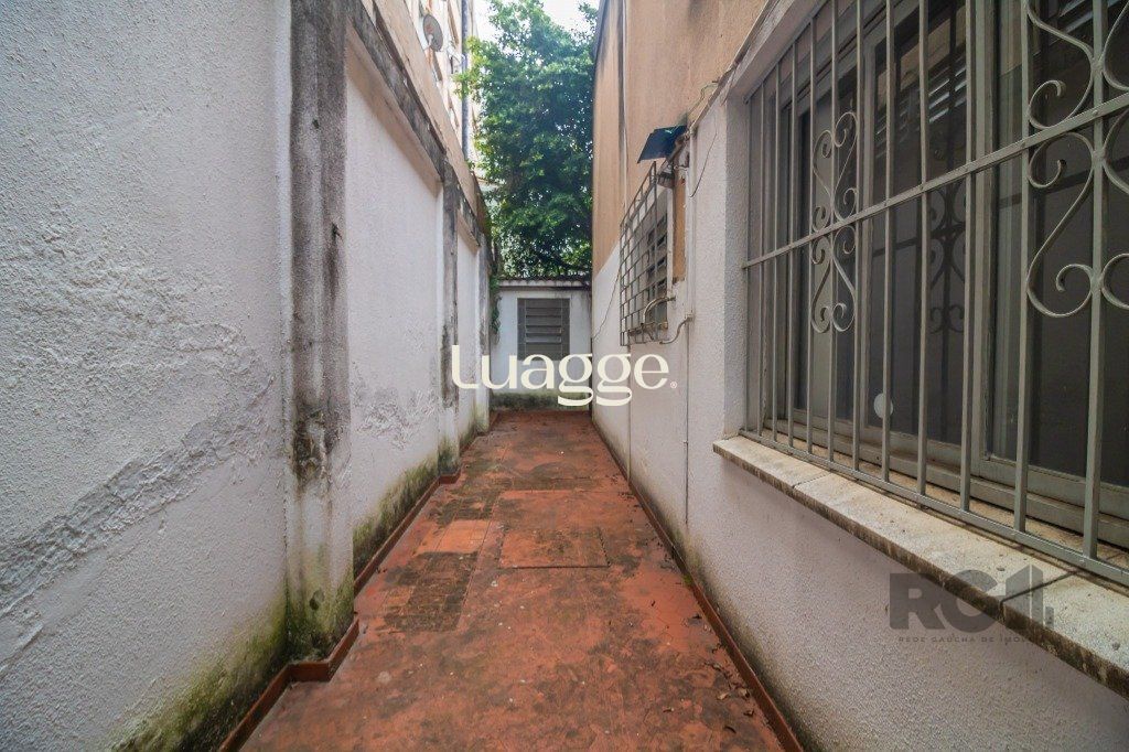 Casa à venda com 5 quartos, 117m² - Foto 25