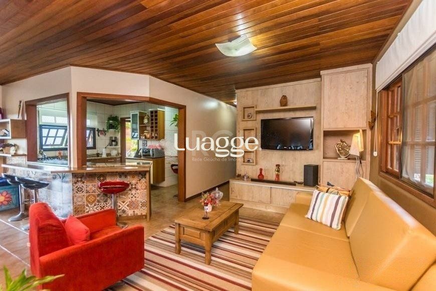 Casa à venda com 2 quartos, 193m² - Foto 2