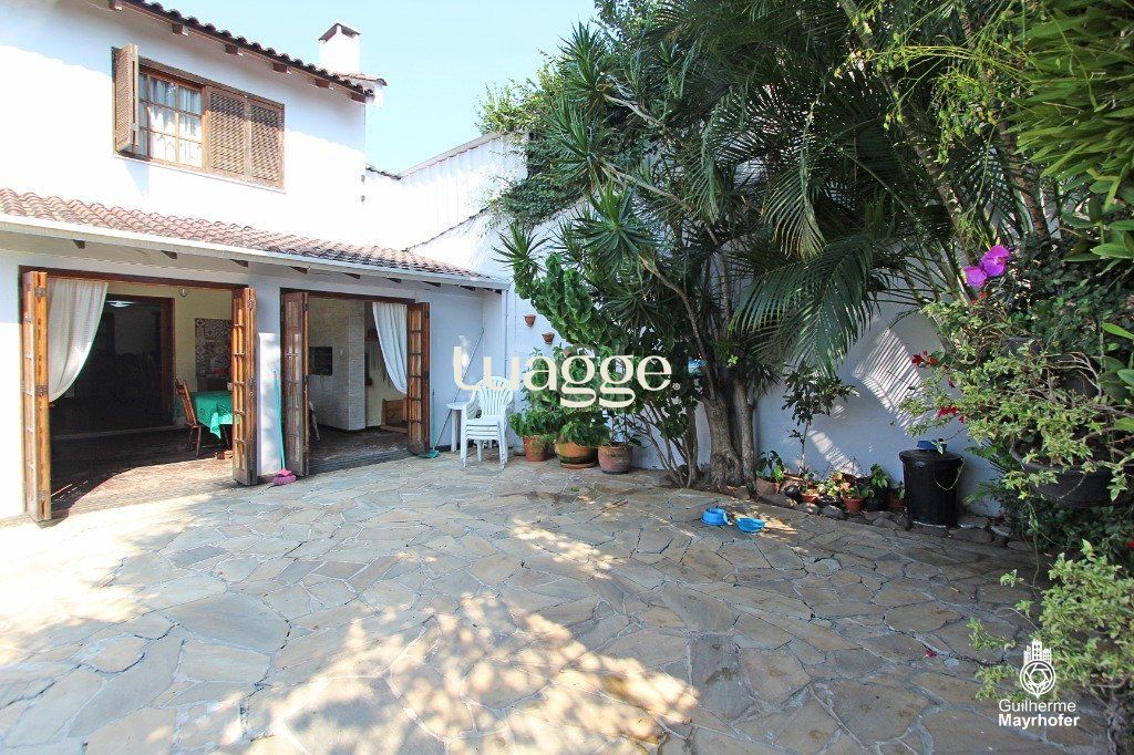 Casa à venda com 3 quartos, 325m² - Foto 16