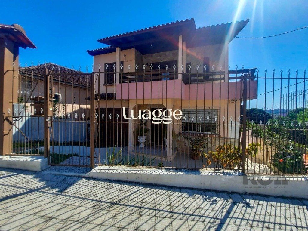 Casa à venda com 4 quartos, 241m² - Foto 3