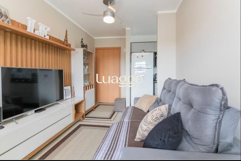 Apartamento à venda com 2 quartos, 46m² - Foto 3