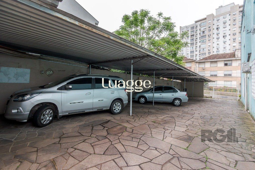 Apartamento à venda com 2 quartos, 65m² - Foto 18