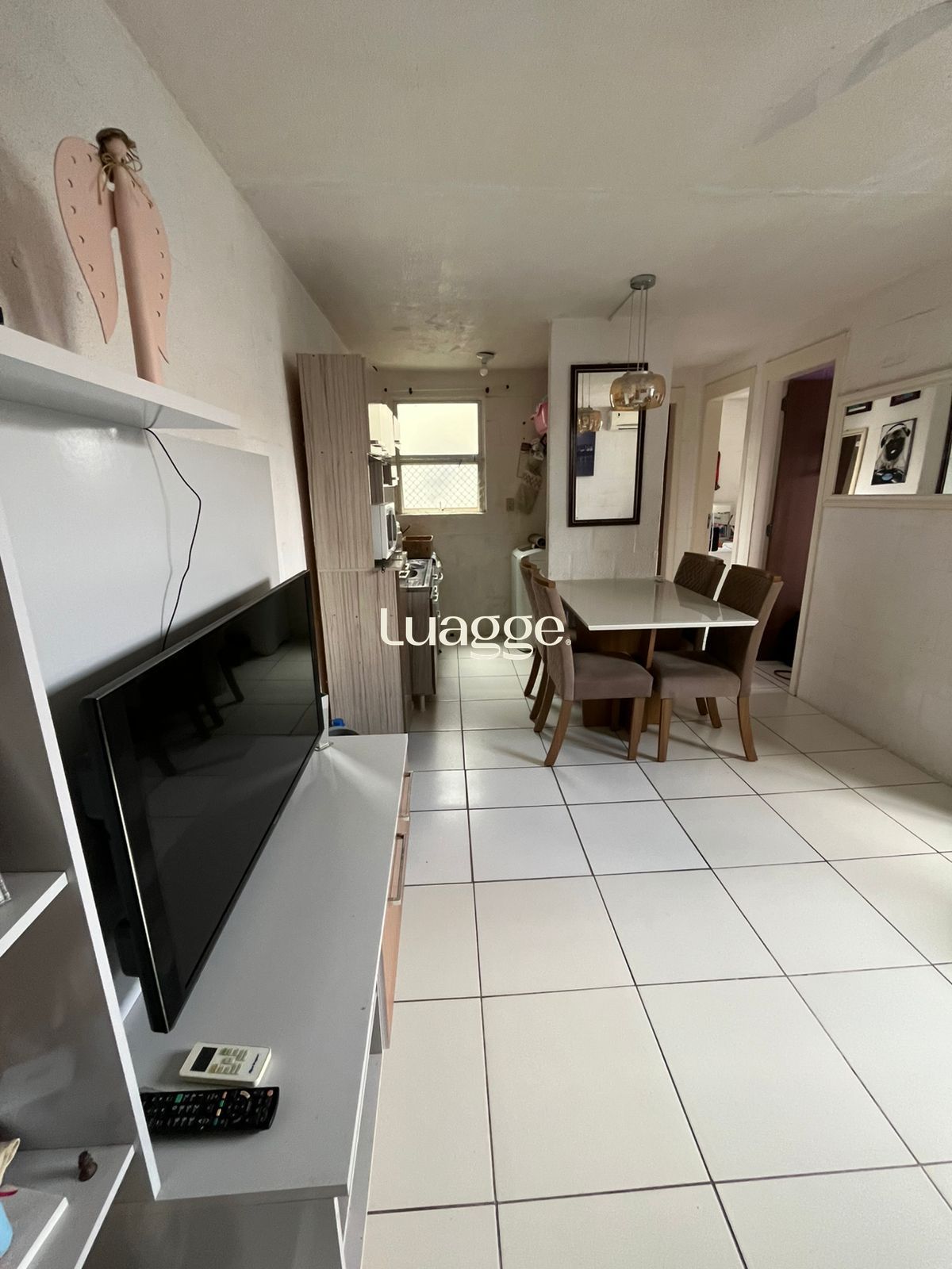 Apartamento 02 dormitórios com vaga