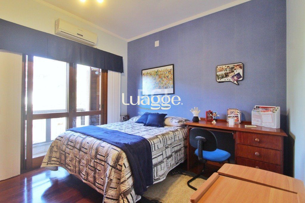 Casa à venda com 3 quartos, 252m² - Foto 18