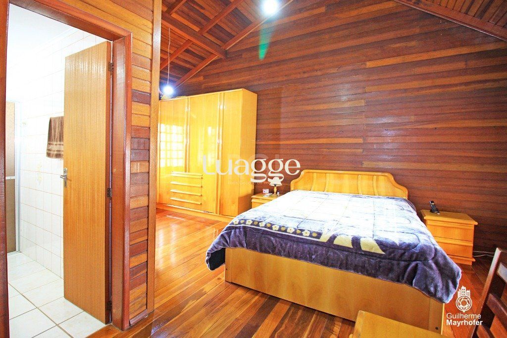 Casa à venda com 3 quartos, 236m² - Foto 18