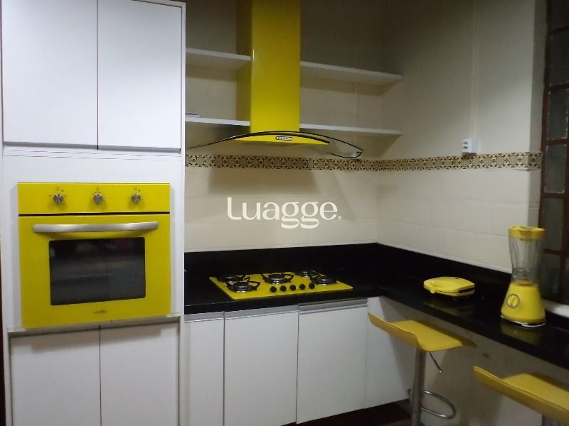 Casa à venda com 3 quartos, 159m² - Foto 5