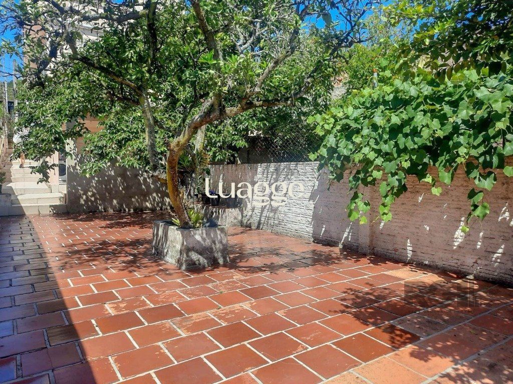 Casa à venda com 4 quartos, 241m² - Foto 37