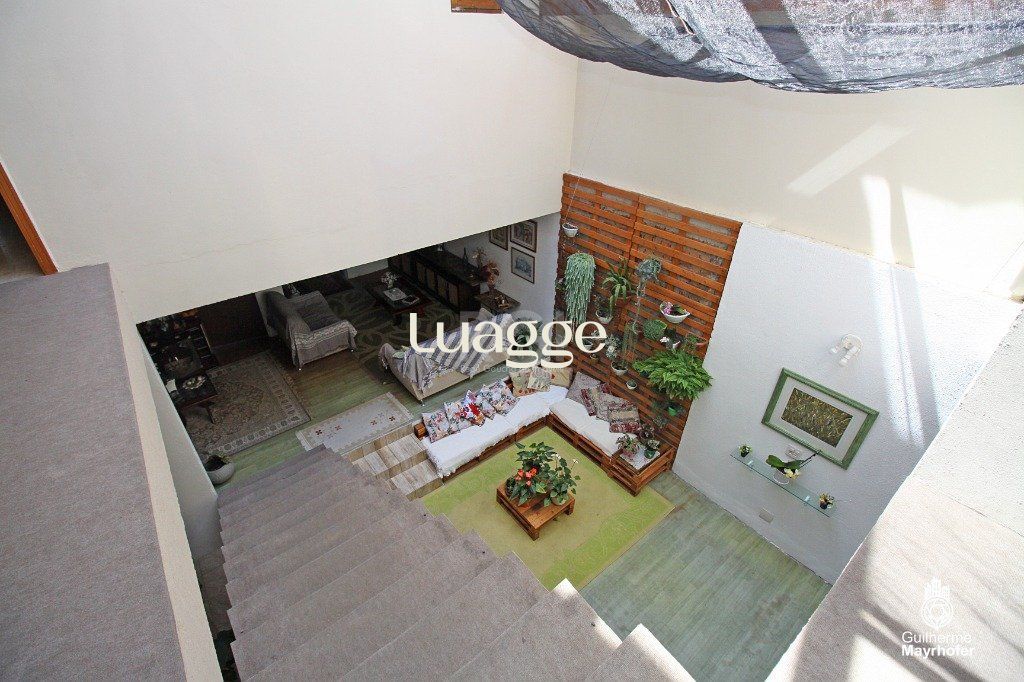 Casa à venda com 3 quartos, 356m² - Foto 8