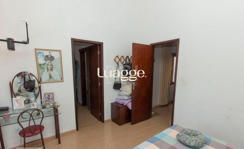 Casa à venda com 3 quartos, 240m² - Foto 33