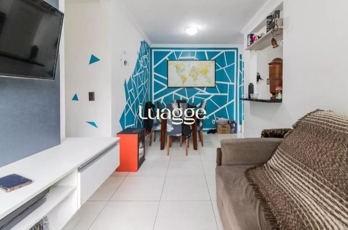 Apartamento à venda com 3 quartos, 71m² - Foto 2