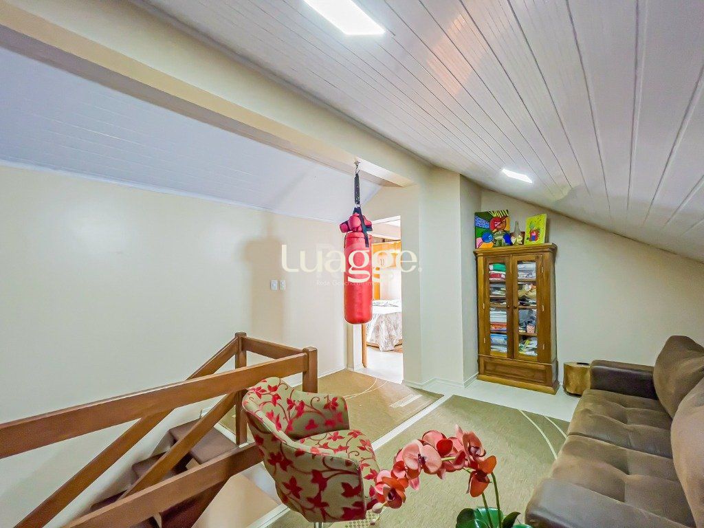 Casa de Condomínio à venda com 4 quartos, 243m² - Foto 53