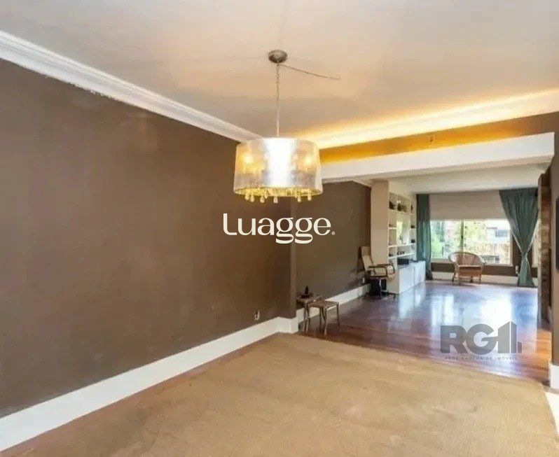 Casa à venda com 3 quartos, 222m² - Foto 5