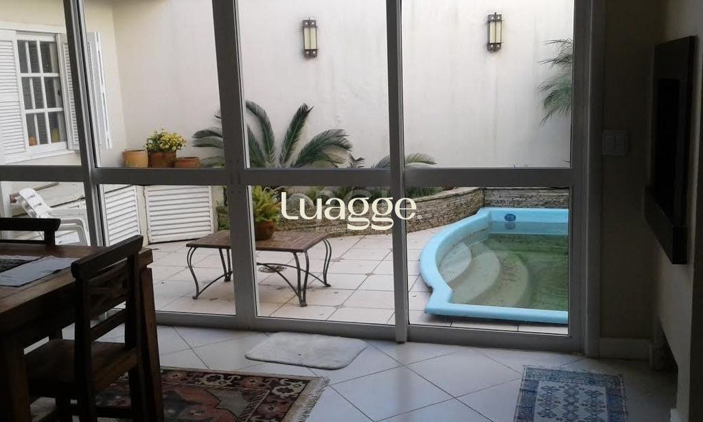 Casa de Condomínio à venda com 3 quartos, 350m² - Foto 6