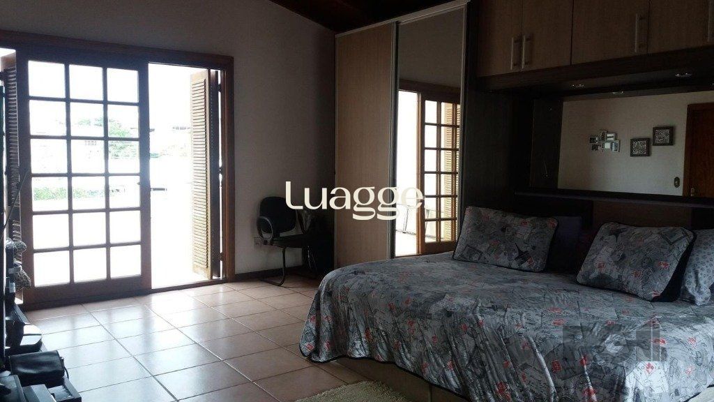 Casa à venda com 3 quartos, 411m² - Foto 9