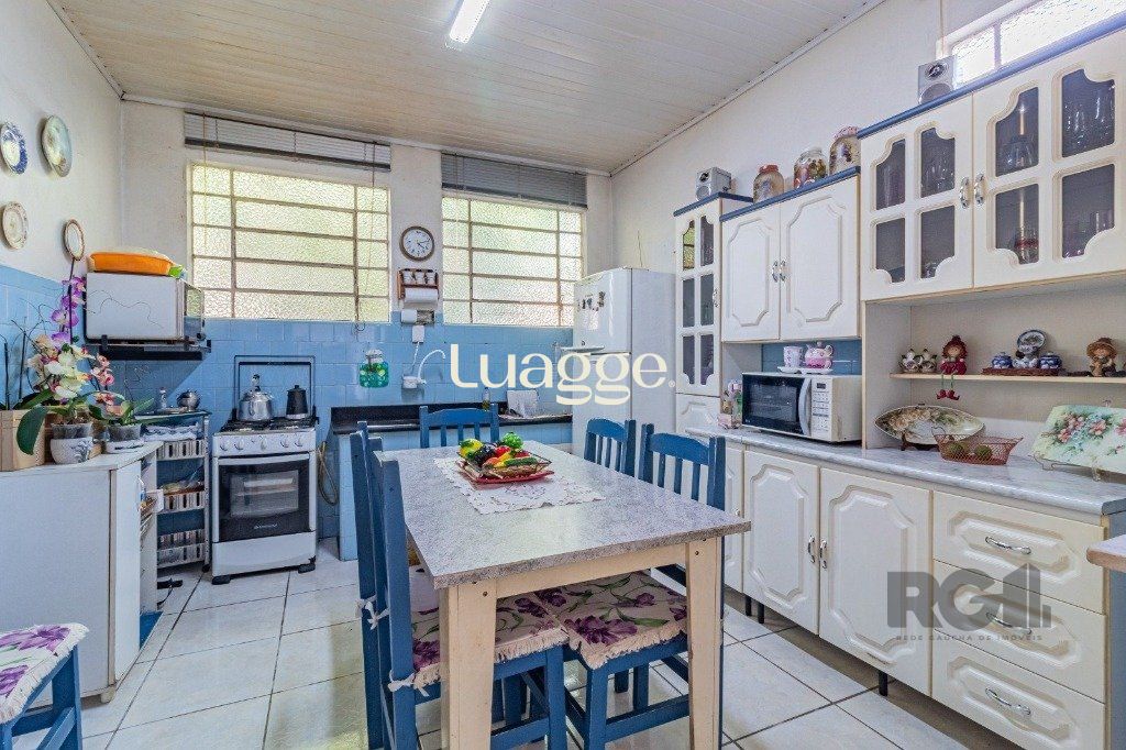 Casa à venda com 3 quartos, 112m² - Foto 11