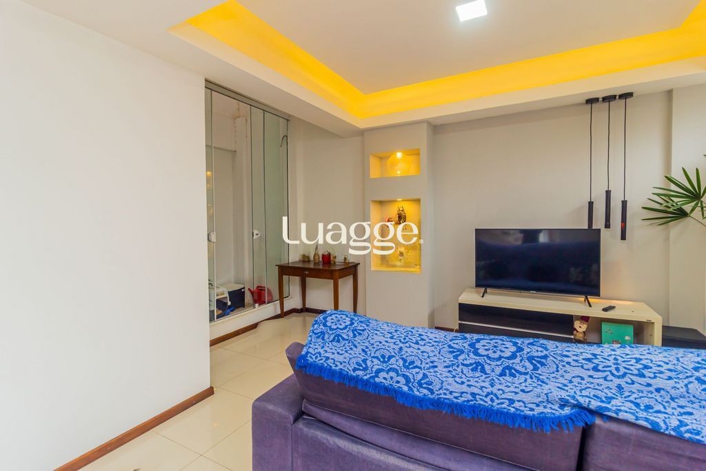 Casa de Condomínio à venda com 3 quartos, 271m² - Foto 12