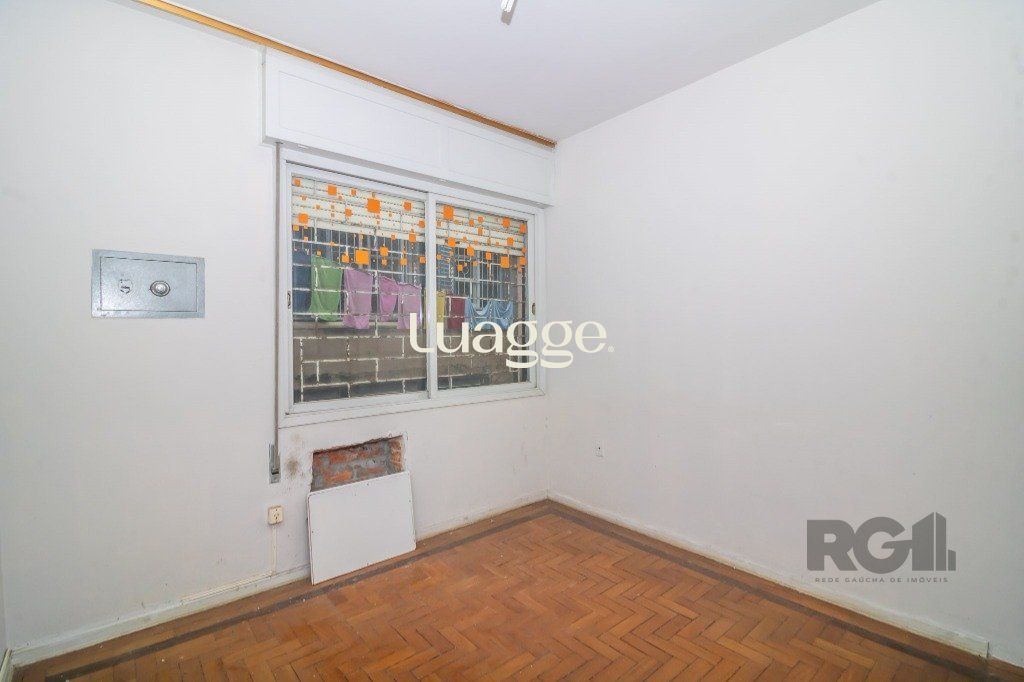 Casa à venda com 5 quartos, 117m² - Foto 33