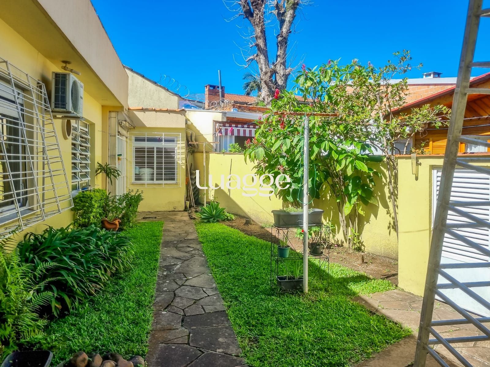 Casa à venda com 3 quartos, 280m² - Foto 35