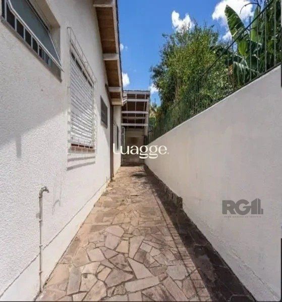Casa à venda com 3 quartos, 222m² - Foto 24