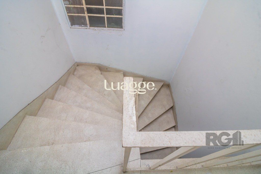 Casa à venda com 5 quartos, 117m² - Foto 27