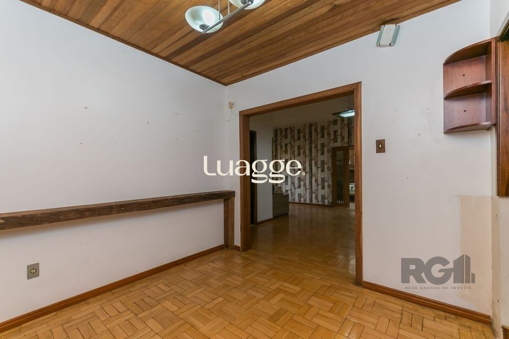 Casa à venda com 3 quartos, 150m² - Foto 3