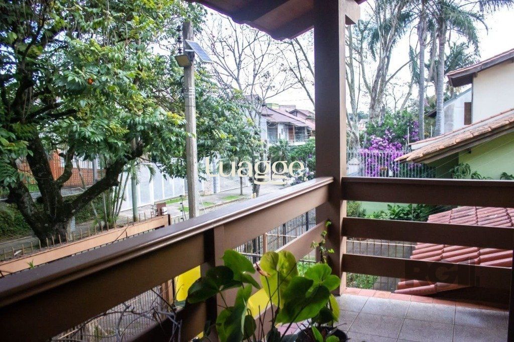 Casa à venda com 4 quartos, 297m² - Foto 9