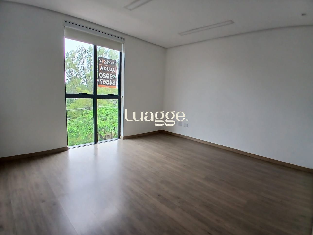 Sala Comercial à venda, 21m², São João - Porto Alegre