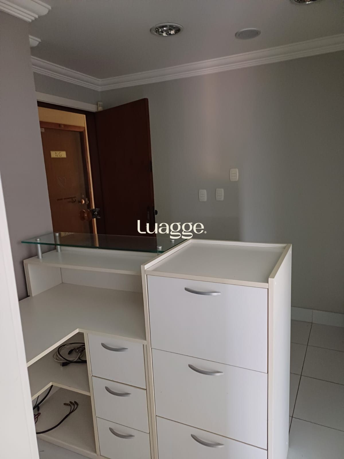 Conjunto Comercial-Sala à venda com 1 quarto, 42m² - Foto 2
