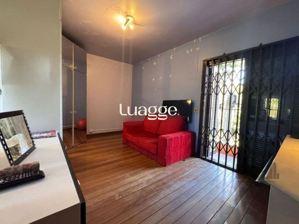Casa à venda com 3 quartos, 180m² - Foto 7